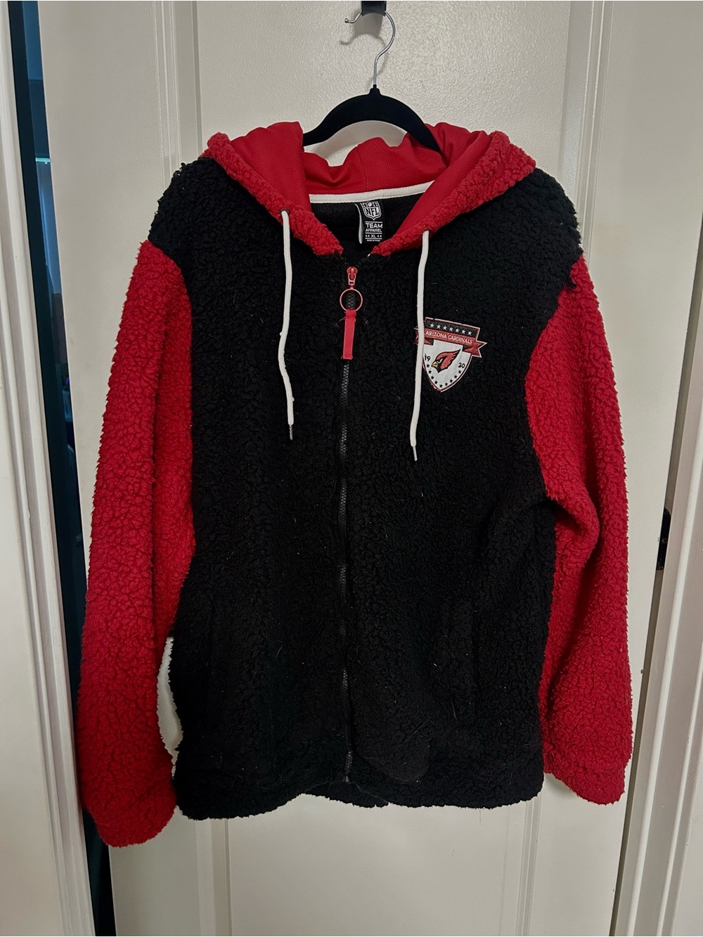 NFL Team Apparel jacket Black & Red XL